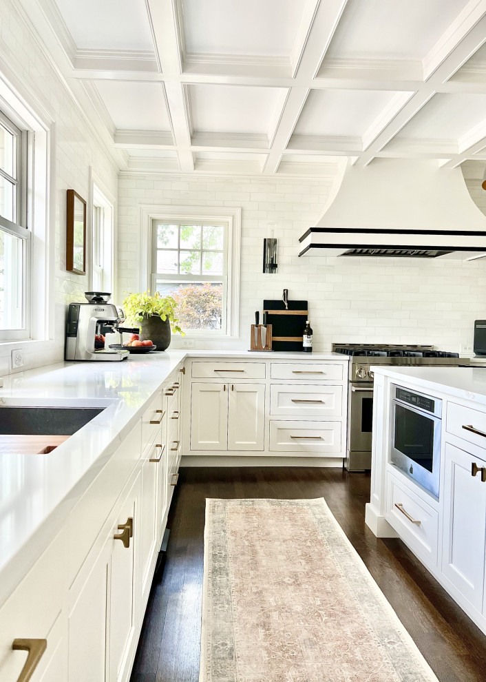 White kitchen