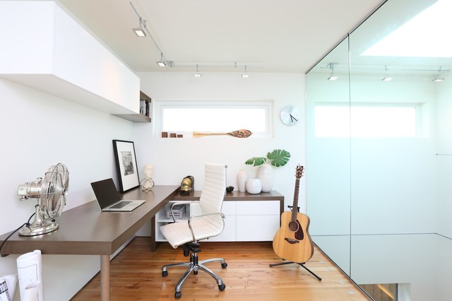 Home Office contemporary-home-office