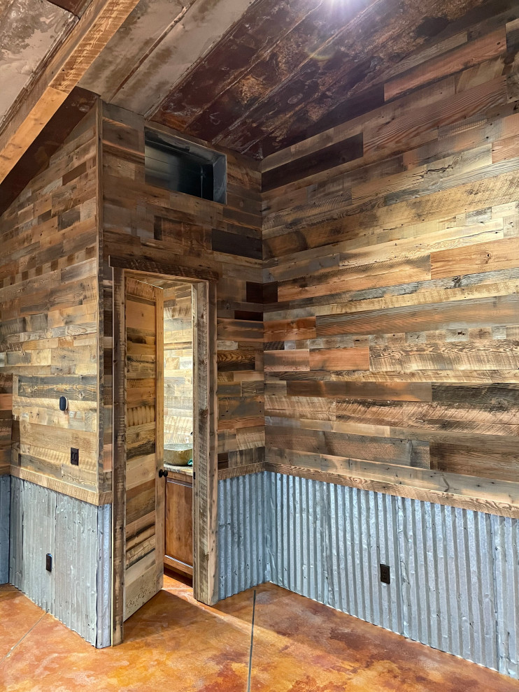 Man Cave- Reclaimed wood walls, rusty metal, barn doors - Rustic ...