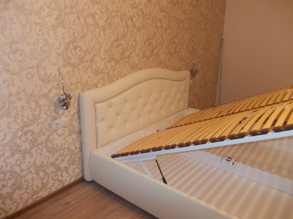 Кровати в каретной стяжке