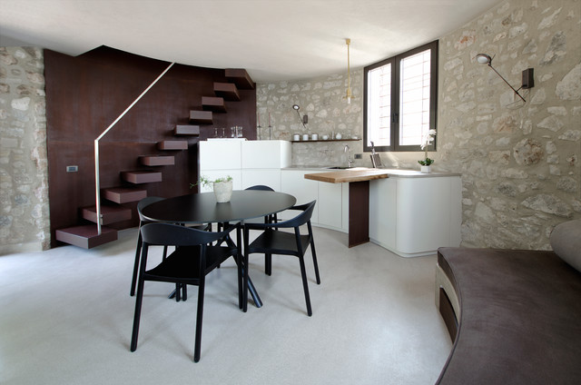 Torre Garda mediterranean-kitchen