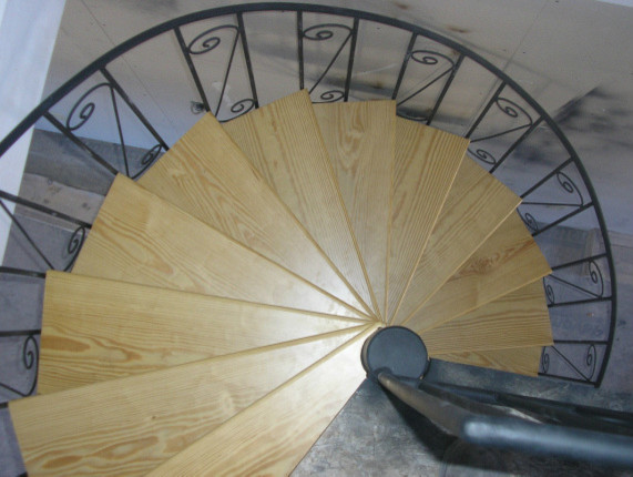 Transitional staircase photo in Burlington
