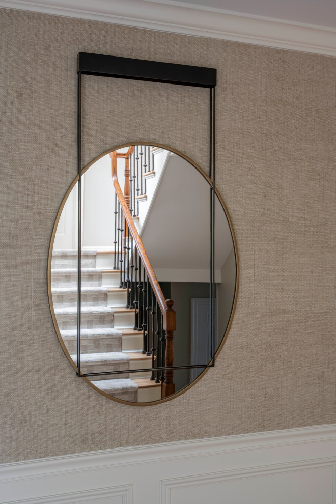 Entryway - transitional entryway idea in Chicago