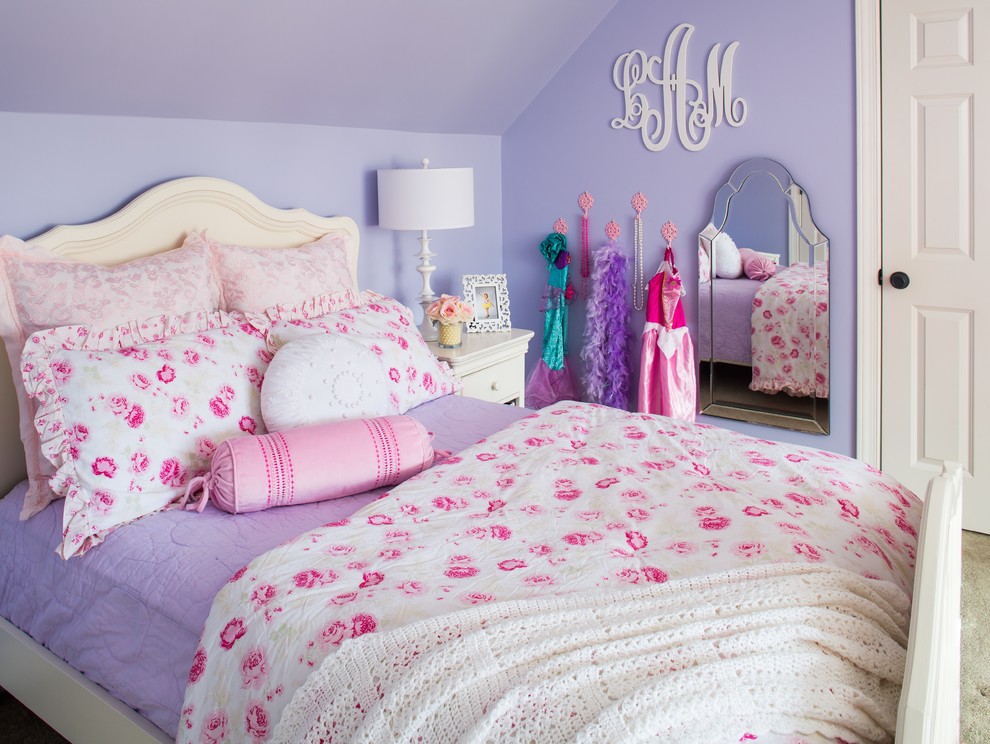 Design ideas for a mid-sized transitional kids' bedroom for kids 4-10 years old and girls in Atlanta with purple walls and carpet.