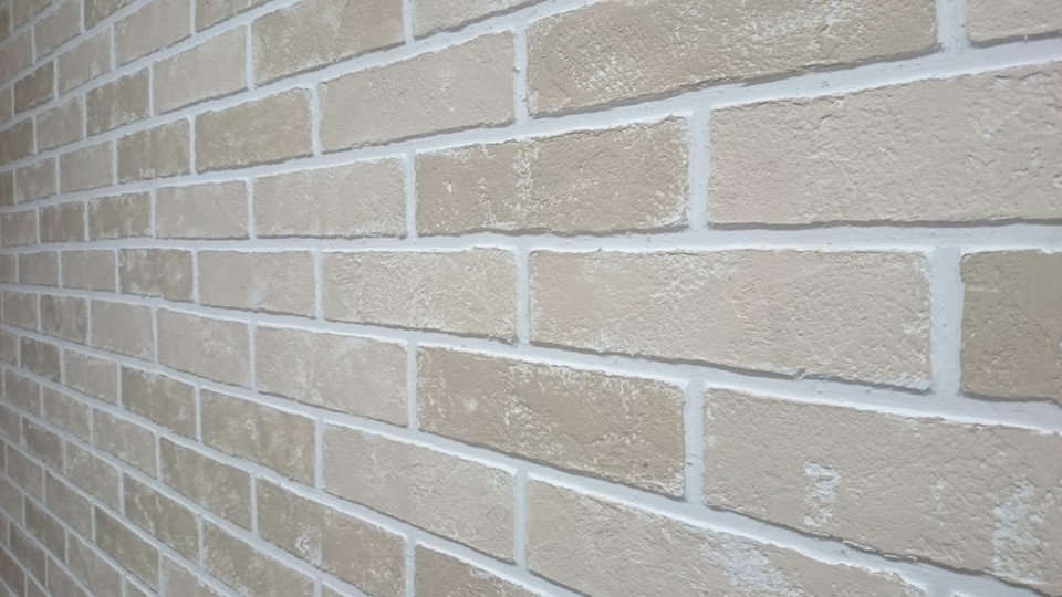 Декоративный кирпич из штукатурки