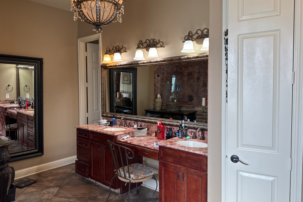 Hillhouse - Primary Bath Remodel