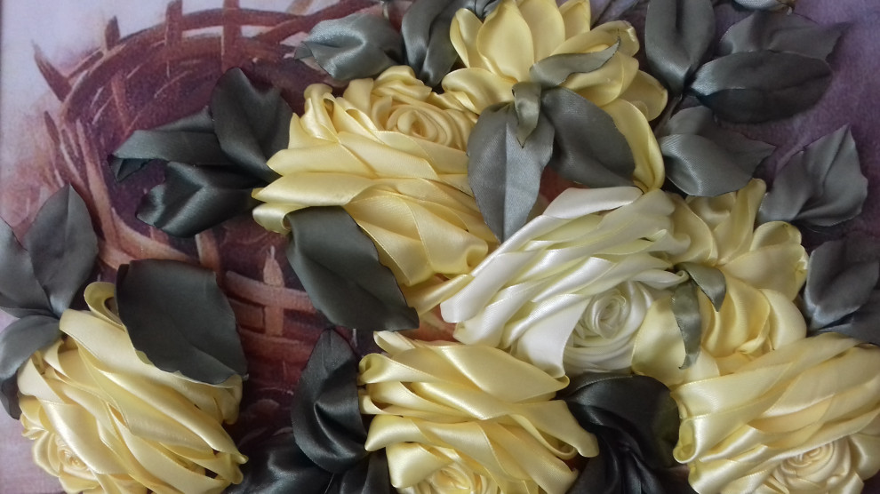 Желтые розы