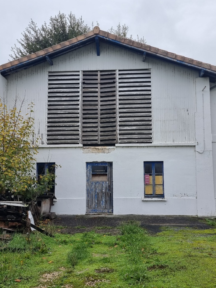 Vue de la façade extérieure