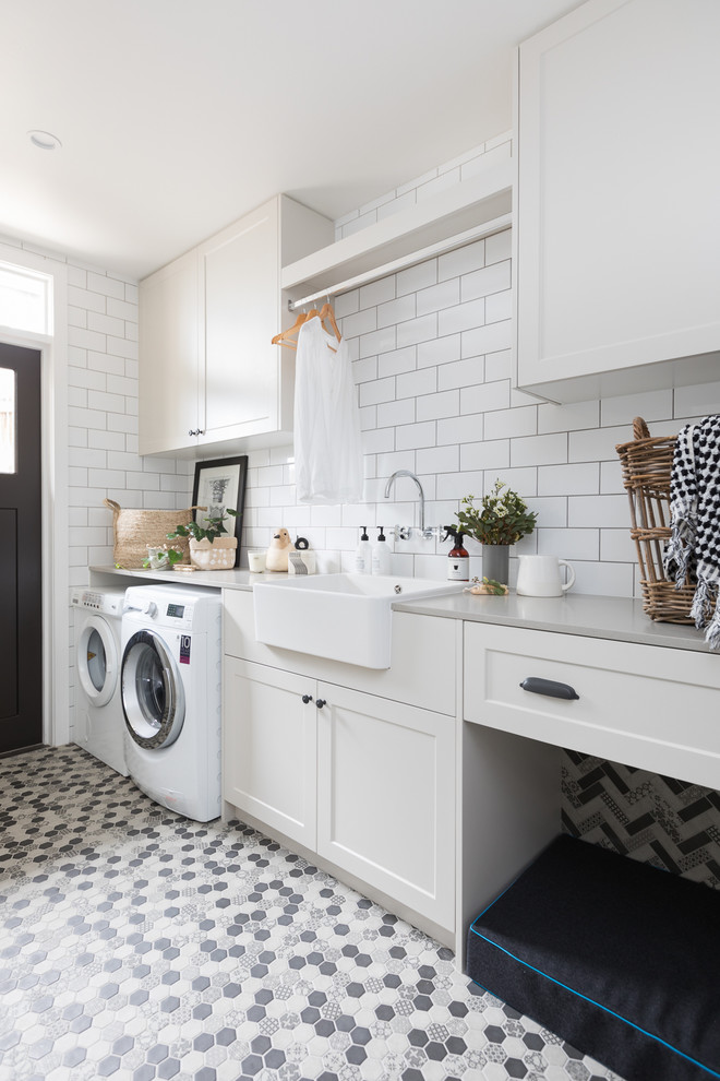 Inspiration for a traditional laundry room in Brisbane.