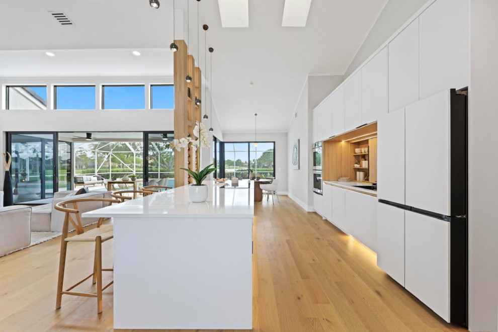 Modern White and Natural Wood Kitchen