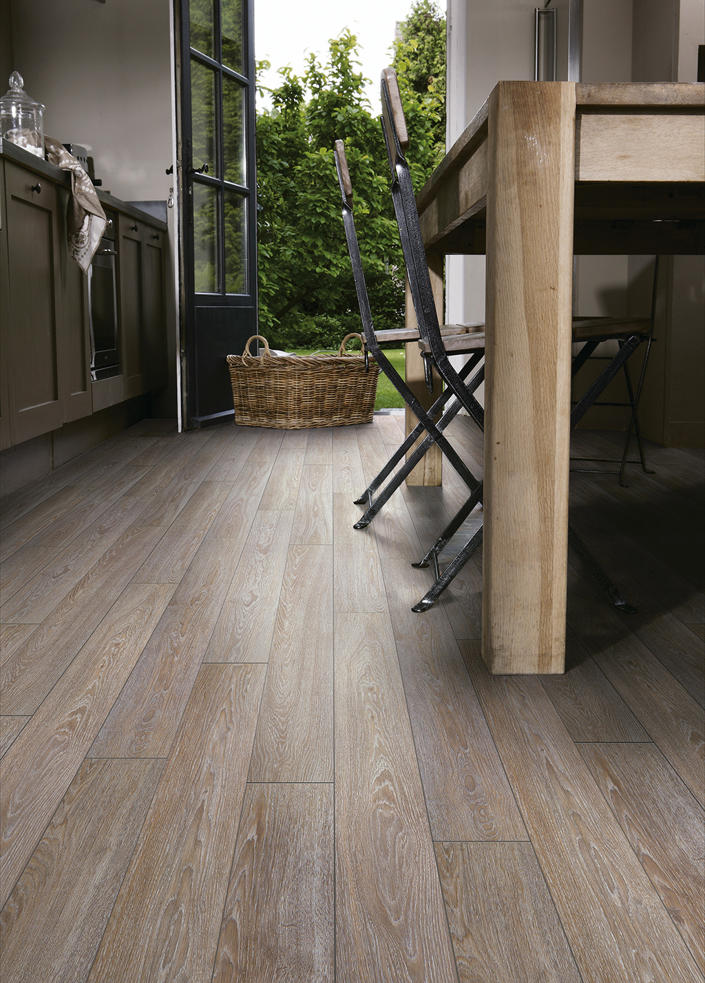 Продукция Tarkett в кухнях