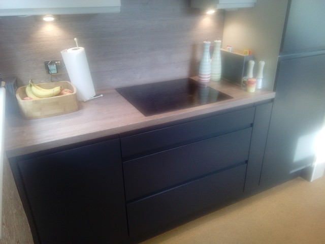 Small kitchen Redesign contemporary-koek