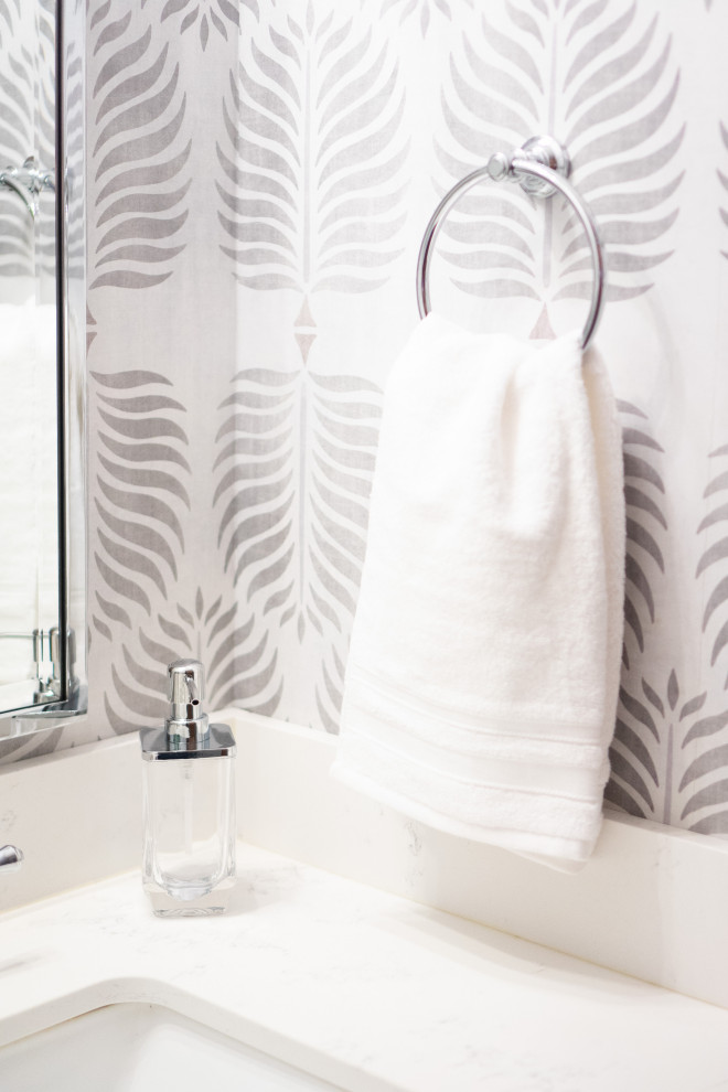 Yellowstone Road, Plymouth