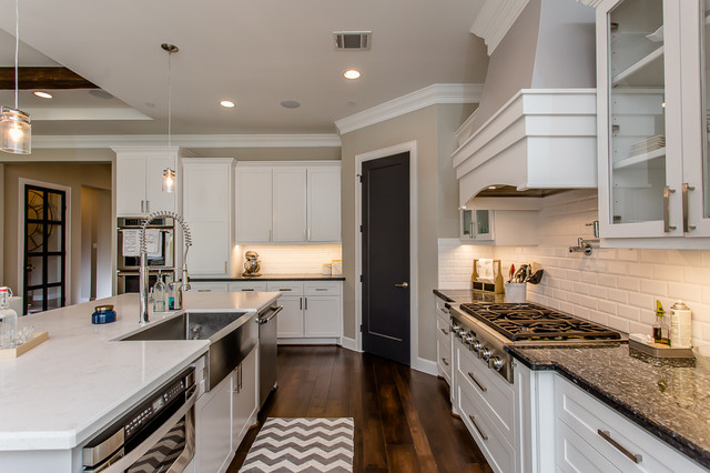 4512 Maple St. landhausstil-kueche