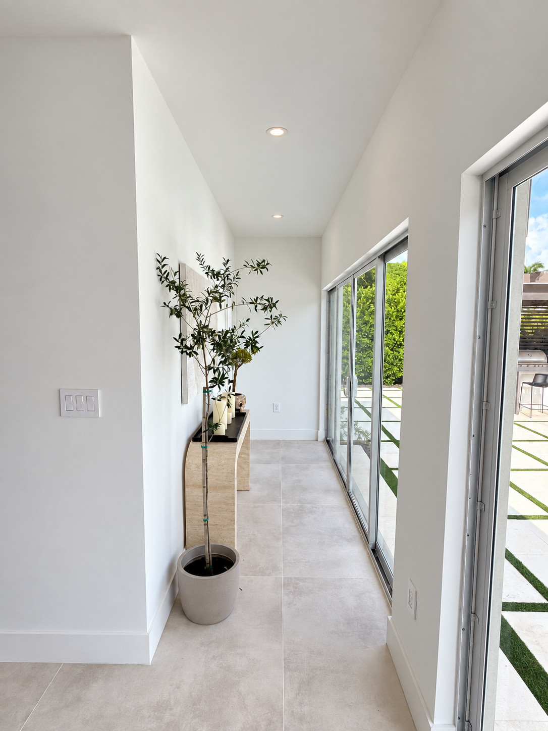Miami, FL - Guest House