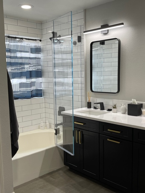 Modern Bathroom Remodel in Vallejo