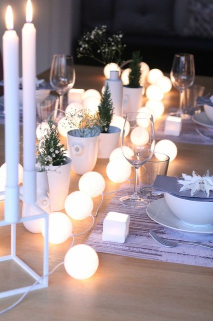 Guirlandes lumineuses tables mariage Alexandra Druesne