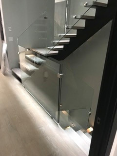 Manhattan Luxury Staircase And Railings