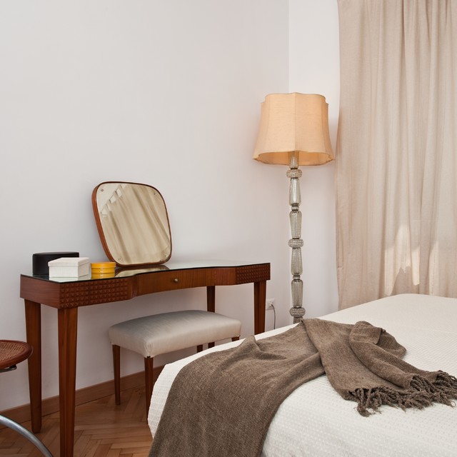 Casa AC traditional-bedroom