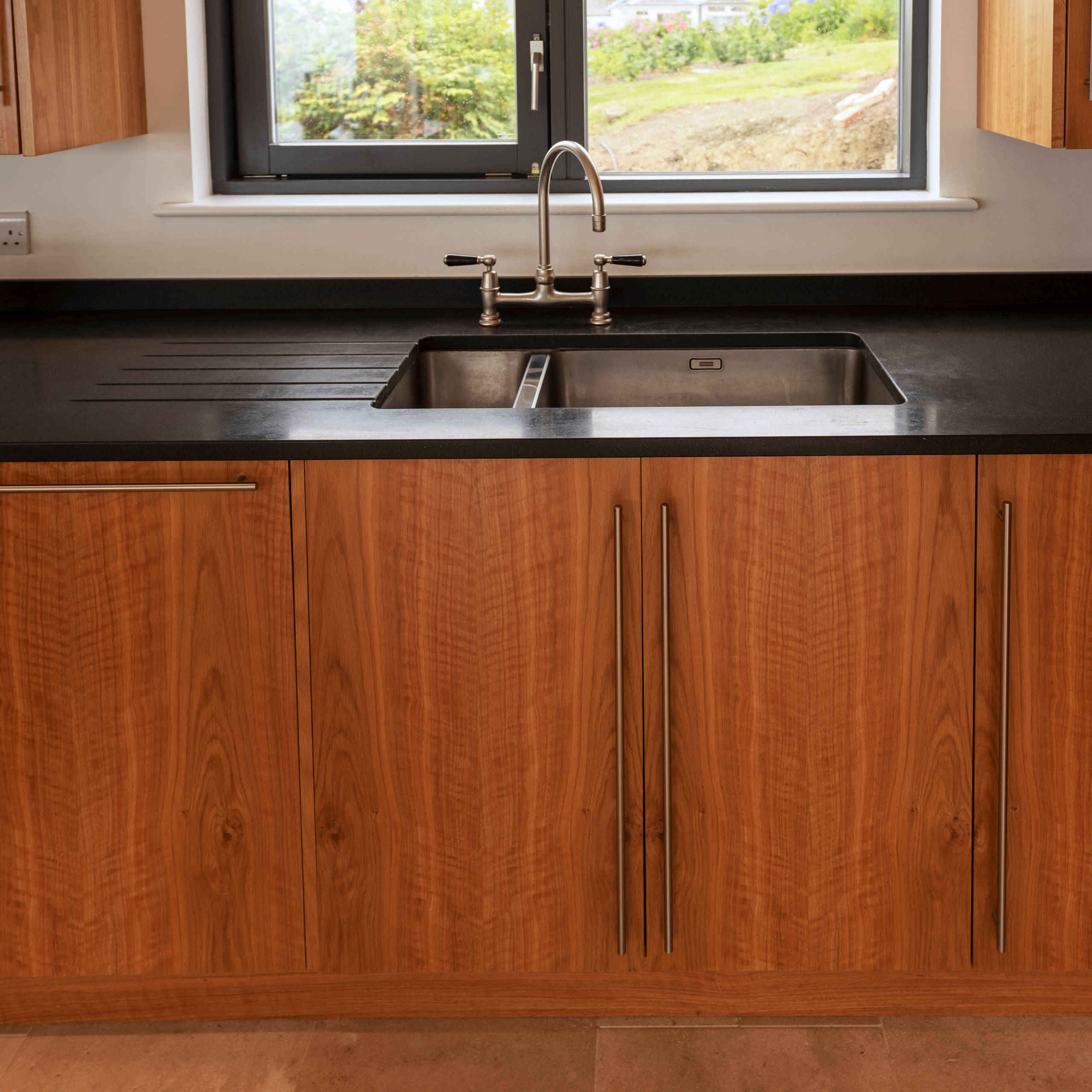 Isle of Wight Golden Oak Kitchen designed and Made by Tim Wood