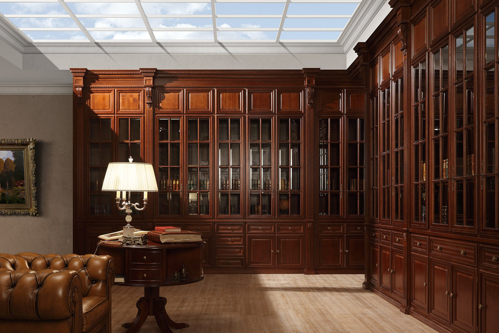 Классический кабинет в шоколадных тонах