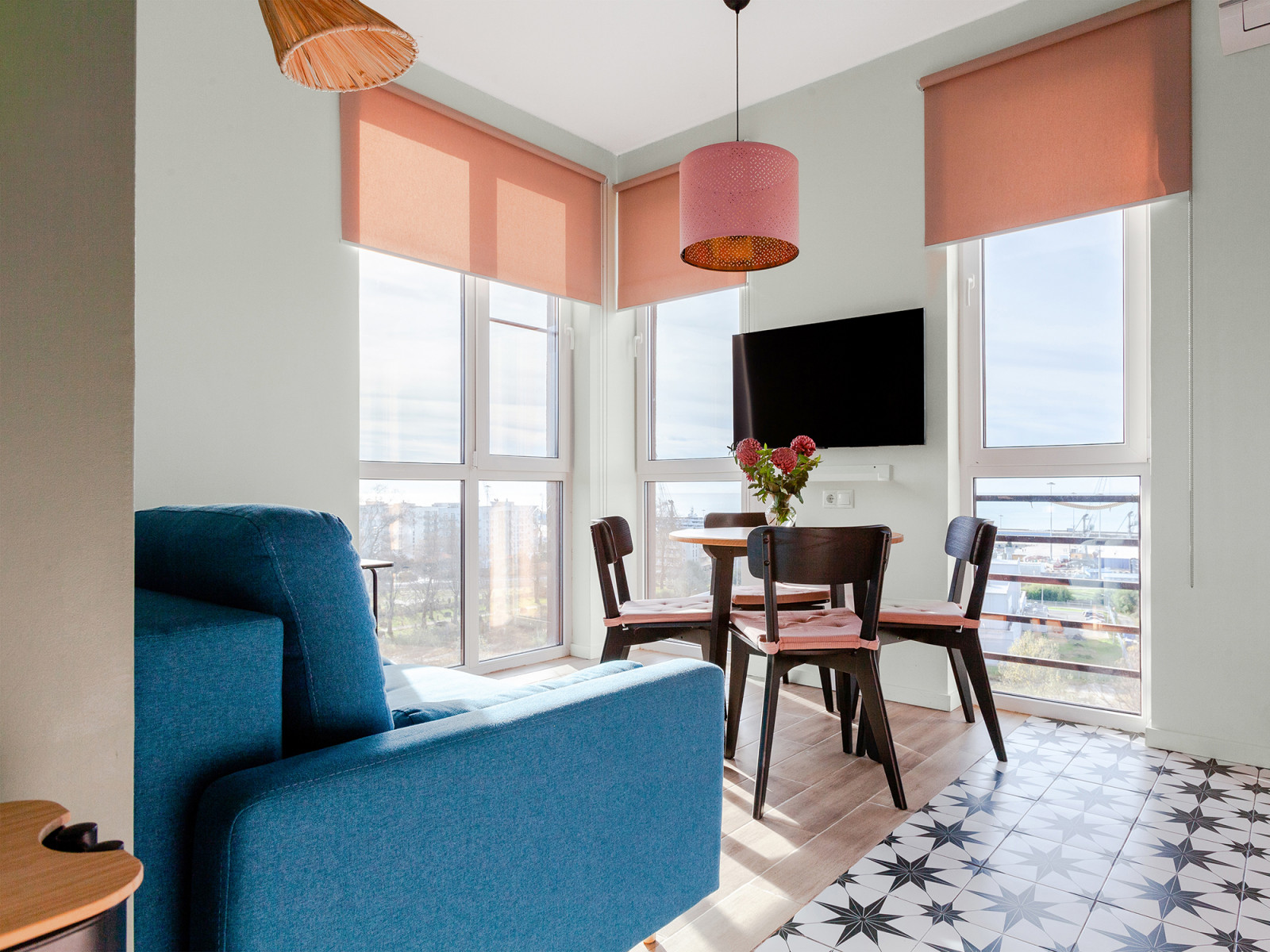 Двухкомнатная квартира в Адлере