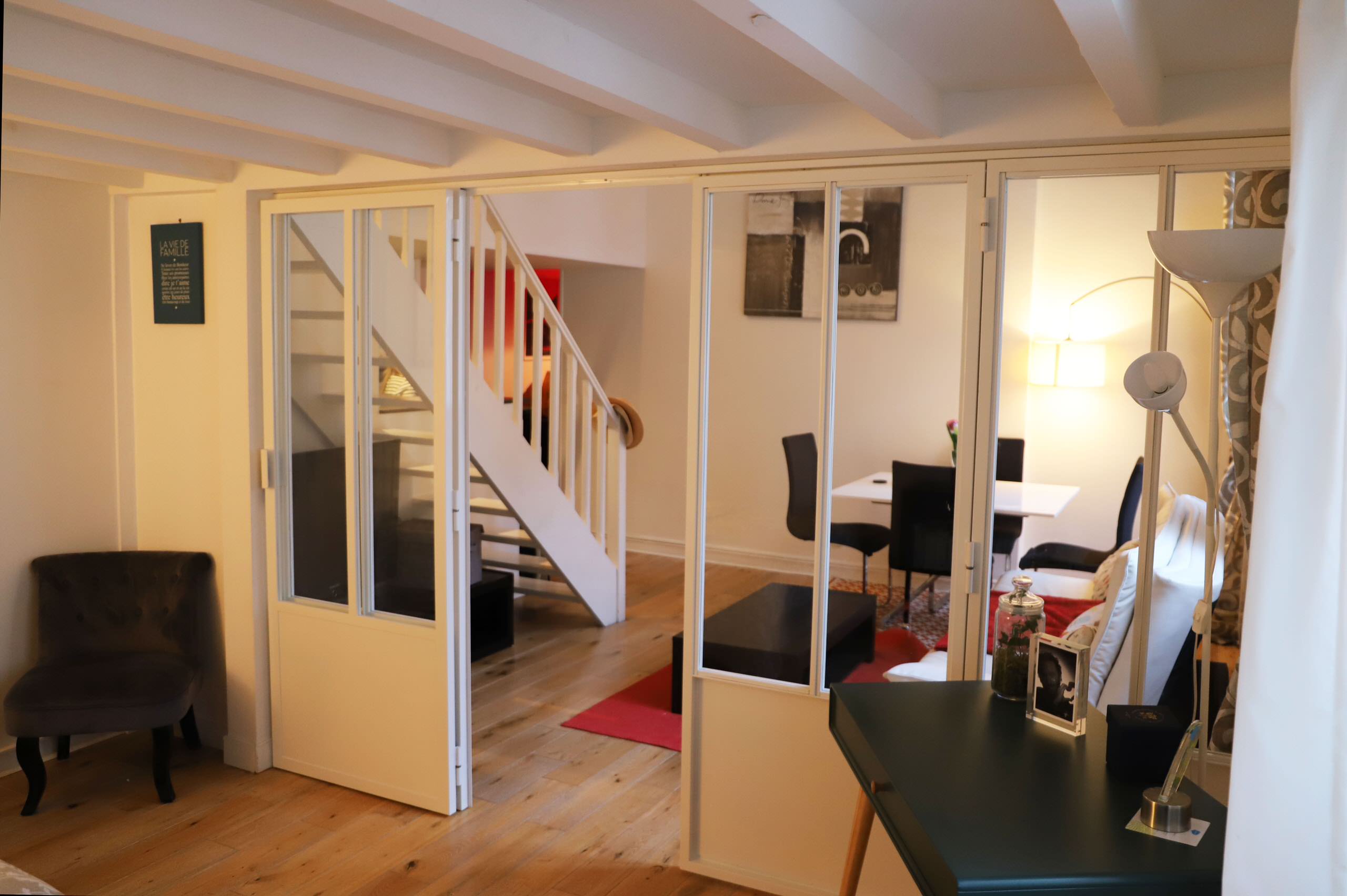 Conception d'une verrière pour isoler une chambre du séjour