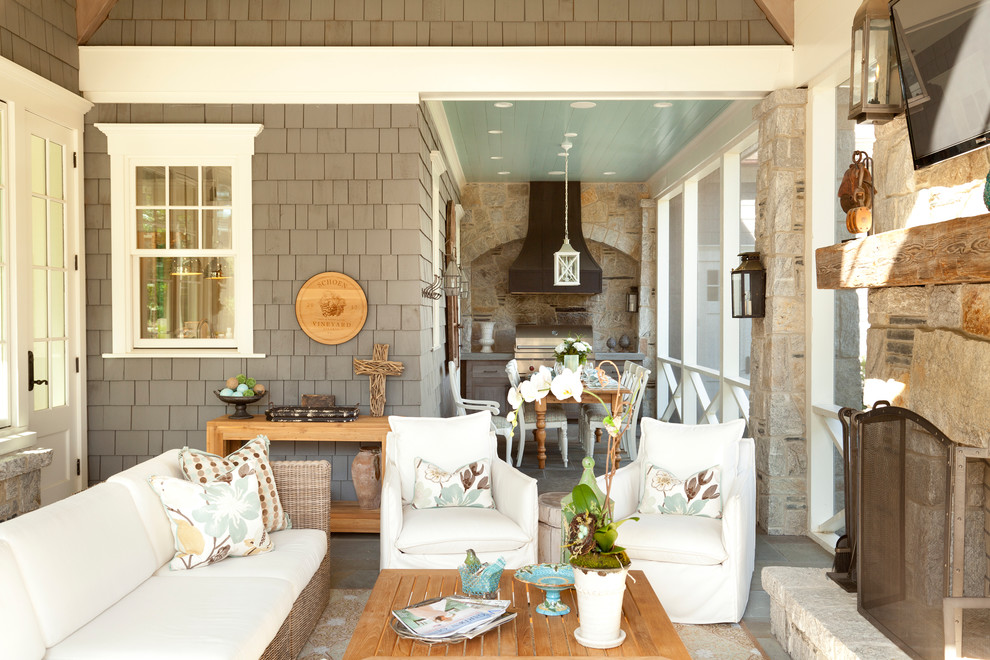 Elegant home design photo in Atlanta