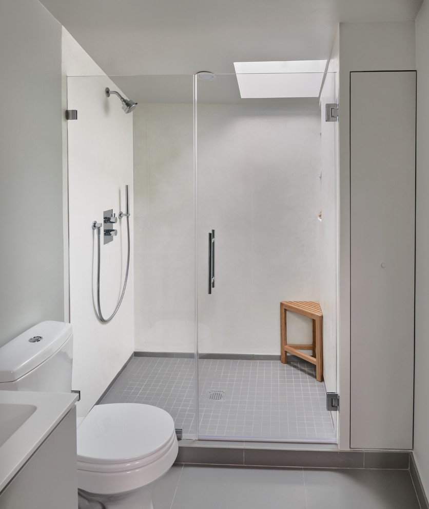 Kleines Modernes Badezimmer in San Francisco