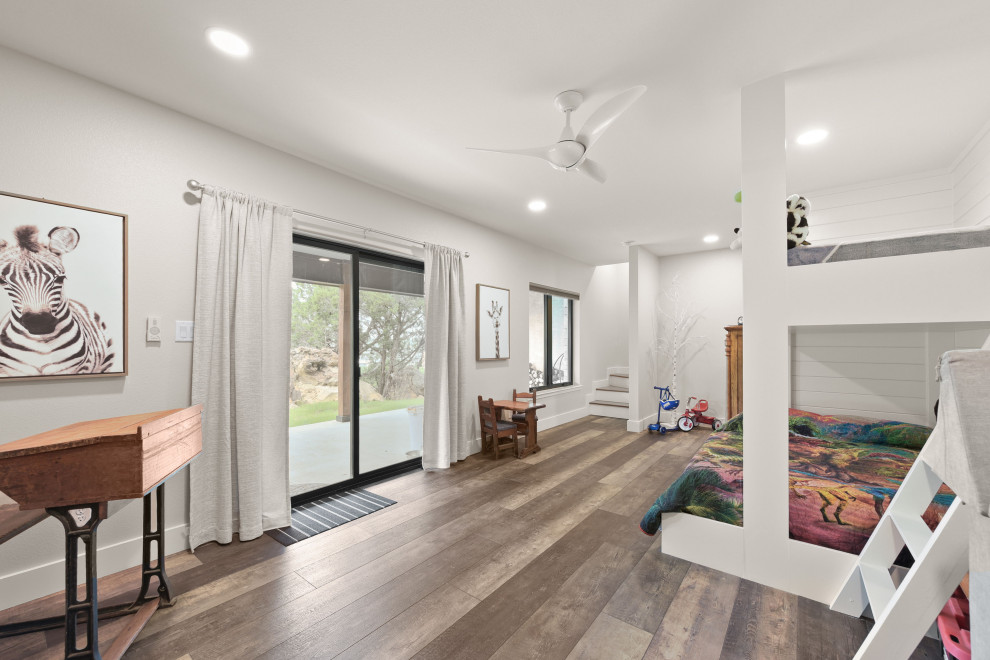 Hillside Lake View Home