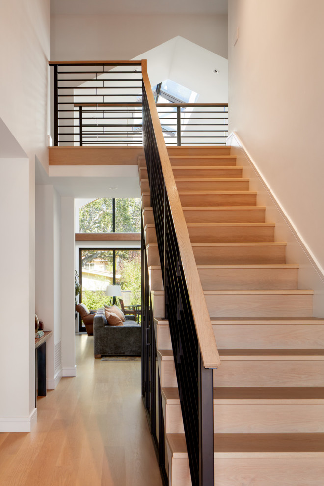 Design ideas for a classic staircase in San Francisco.