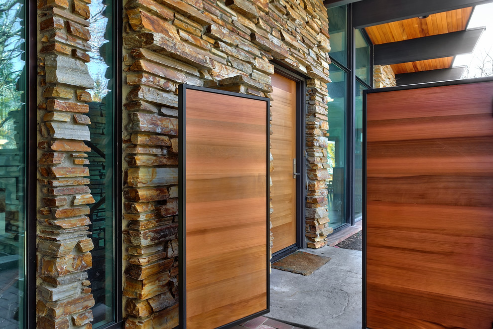 Design ideas for a contemporary exterior in Boise.