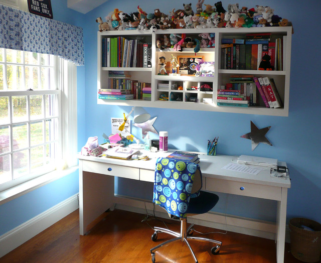 Girls' Bedroom desk and wall shelving