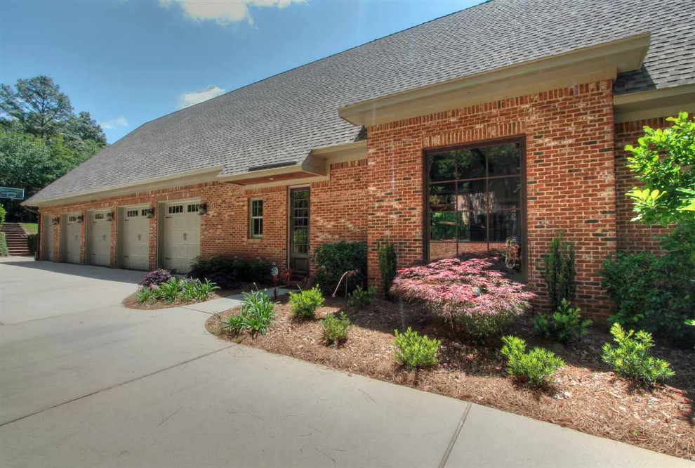 Augusta Court