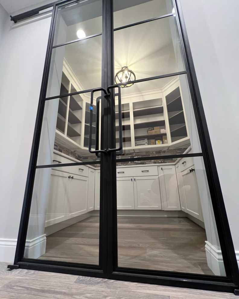 Pantry 4