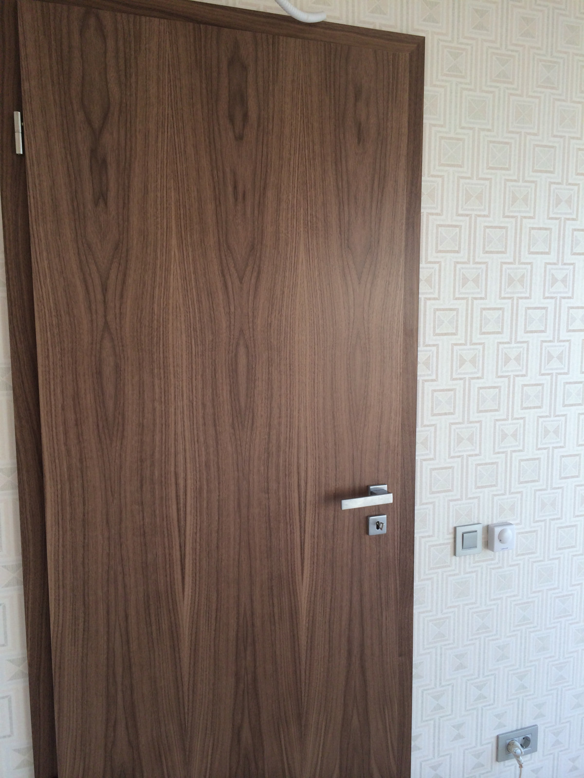 Шпонированные двери от HUGA Германия