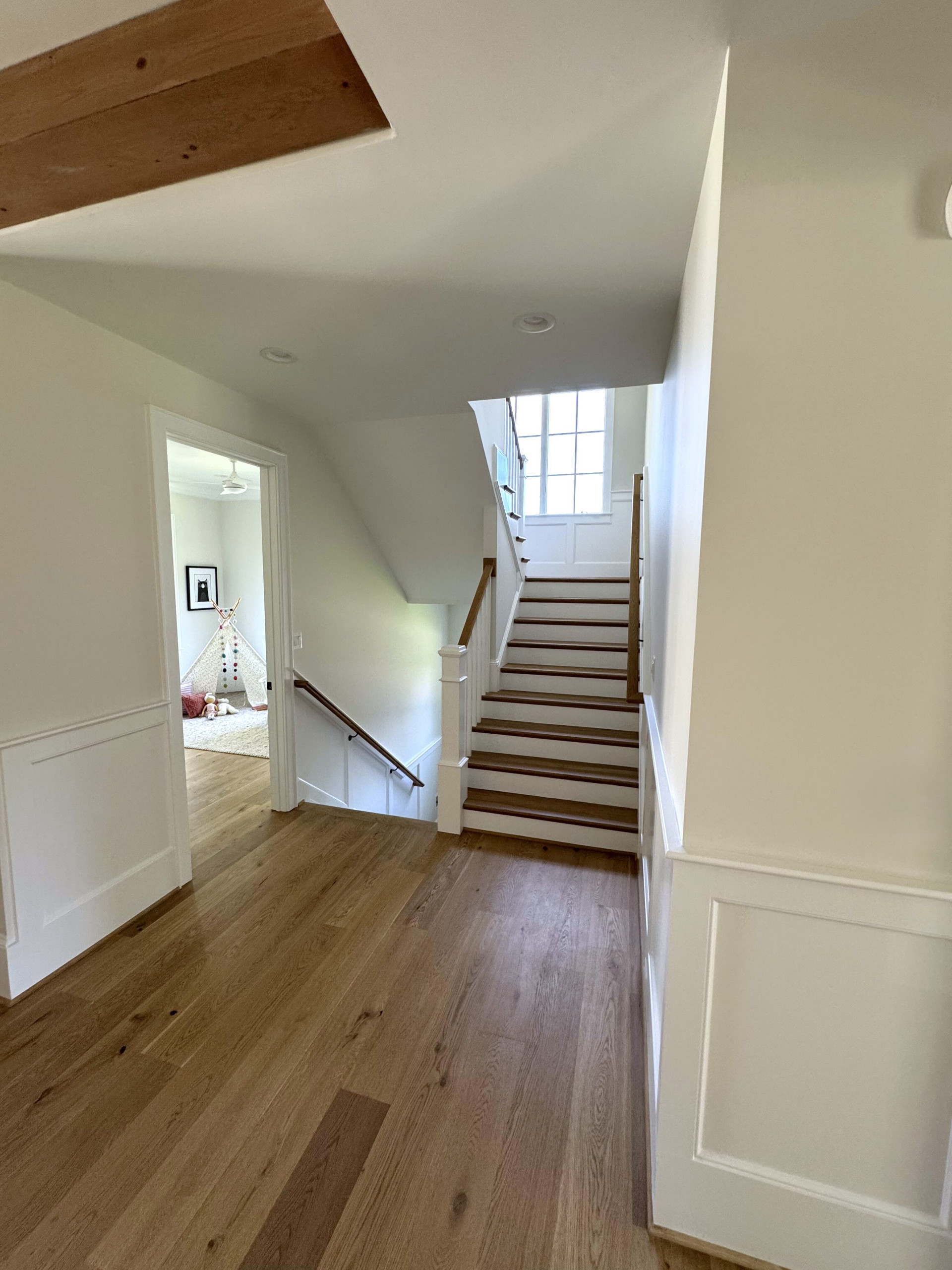 141_Timeless U Shaped Stair with Traditional Box Newels, Arlington, VA 22207