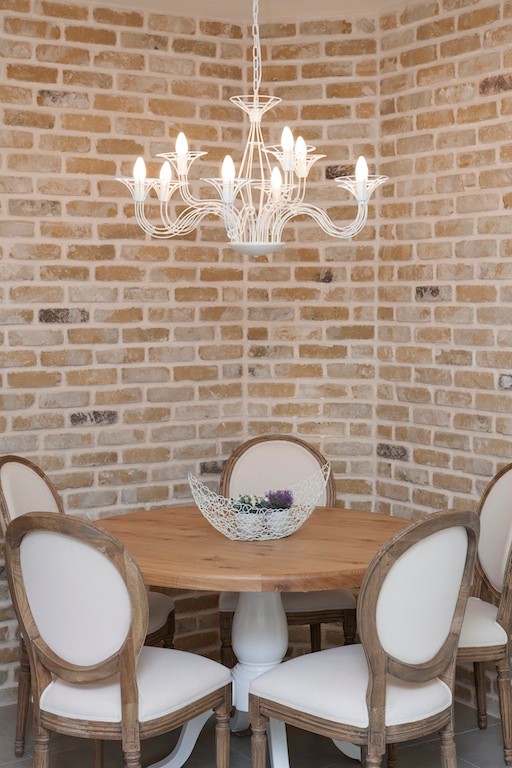 Photo of a traditional dining room in Tel Aviv.