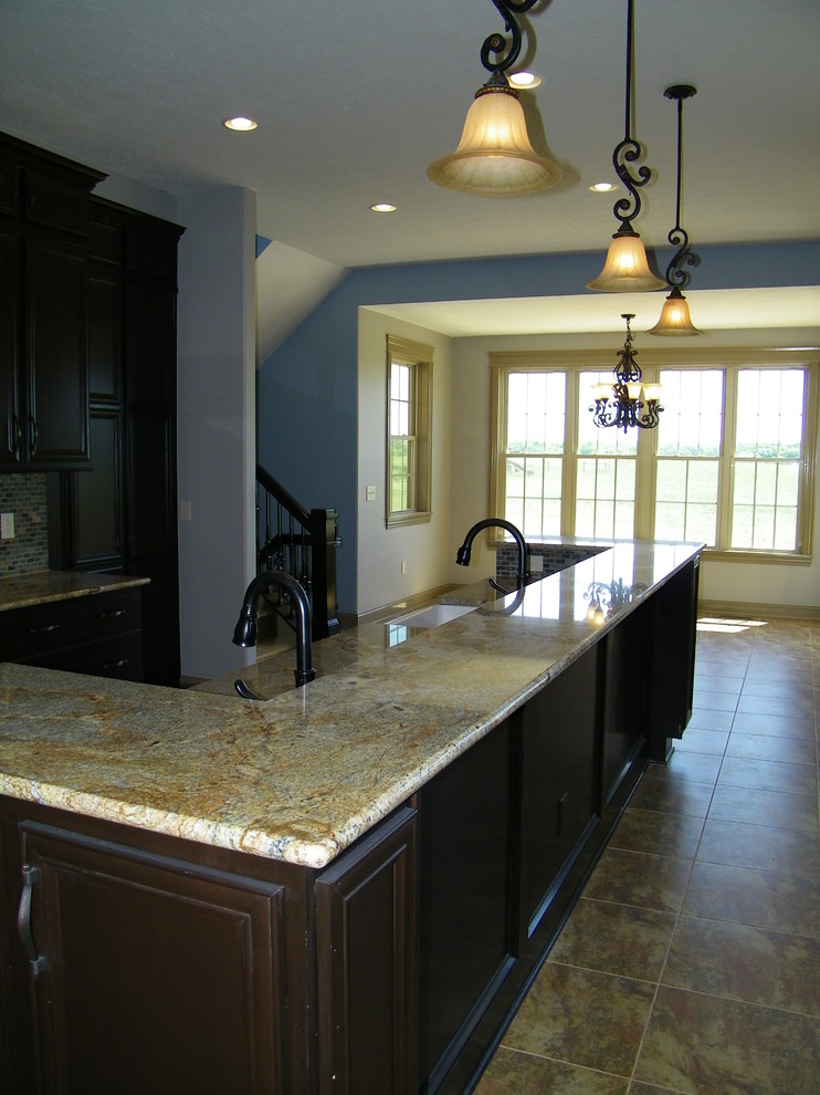 Photo of a traditional kitchen in Columbus.