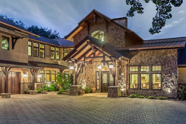 Mountain Style Timber Frame Luxury Home Exterior - Cedar ...