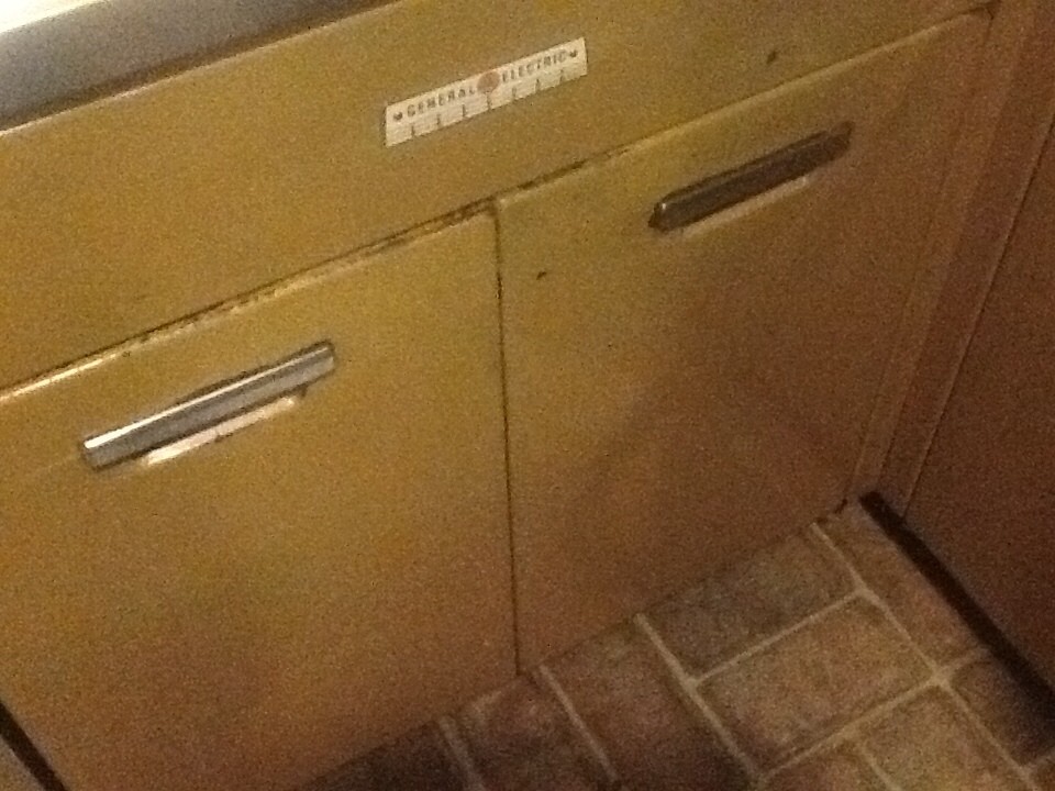 How to refinish or strip 1954 General Electric metal kitchen
