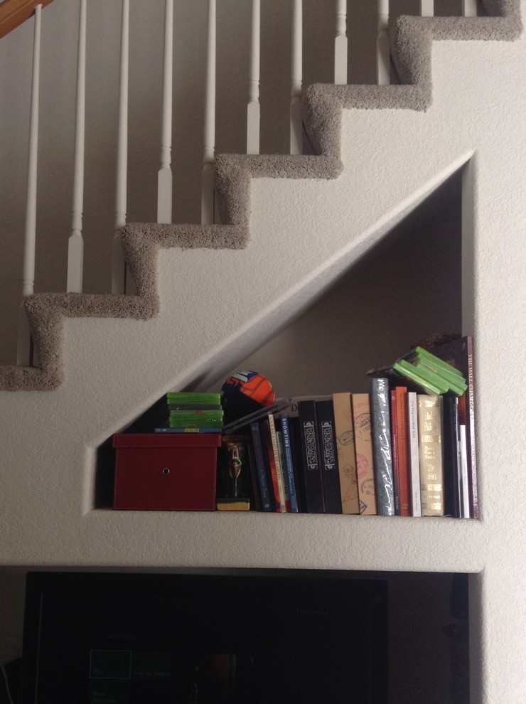 What To Do? Weird Triangle Cutout/Alcove/Nook
