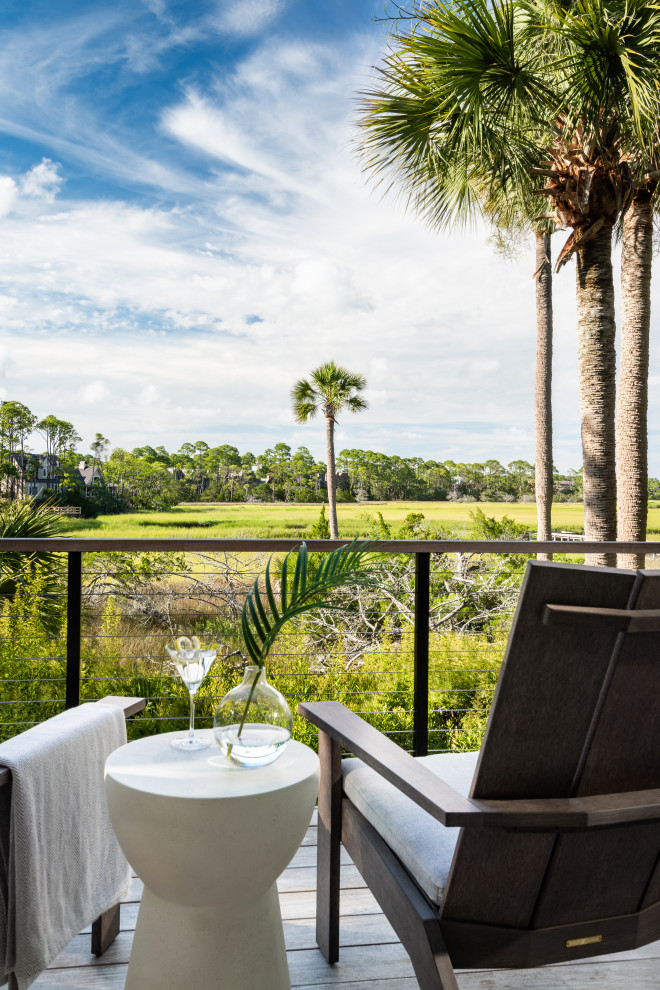 Example of a transitional balcony design in Charlotte