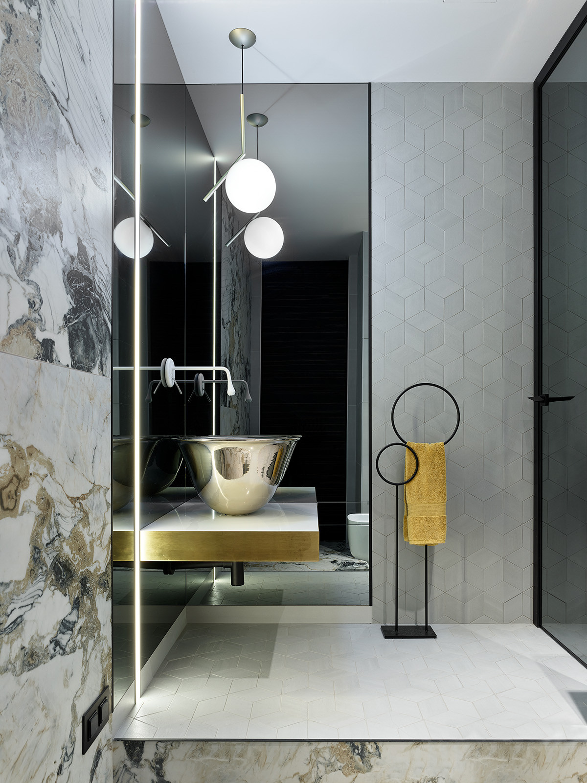 Живописная квартира.