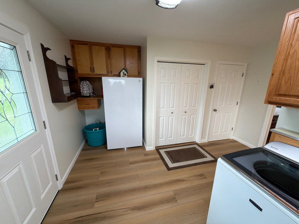 Kitchen, Half Bath & Laundry Remodel