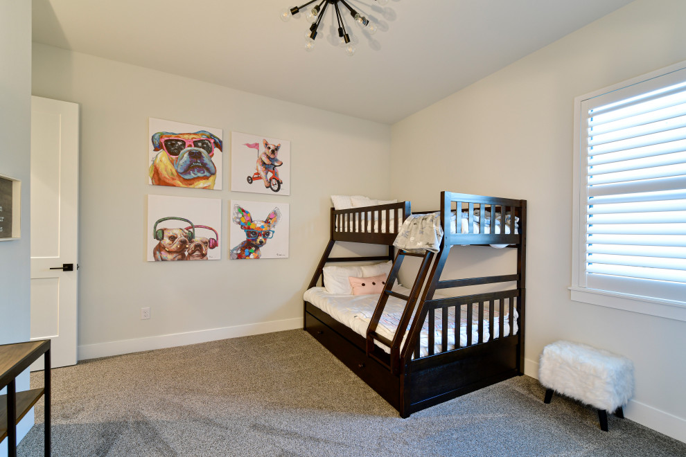 Example of a mid-sized transitional guest carpeted and gray floor bedroom design with gray walls