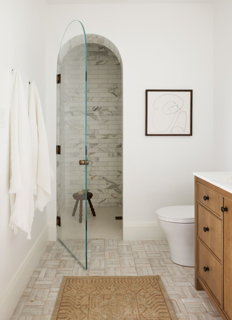 Westlake Skyline fusion-bathroom
