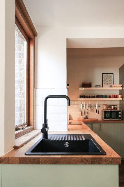 Finchley Park NW4 - Kitchen lantlig-koek