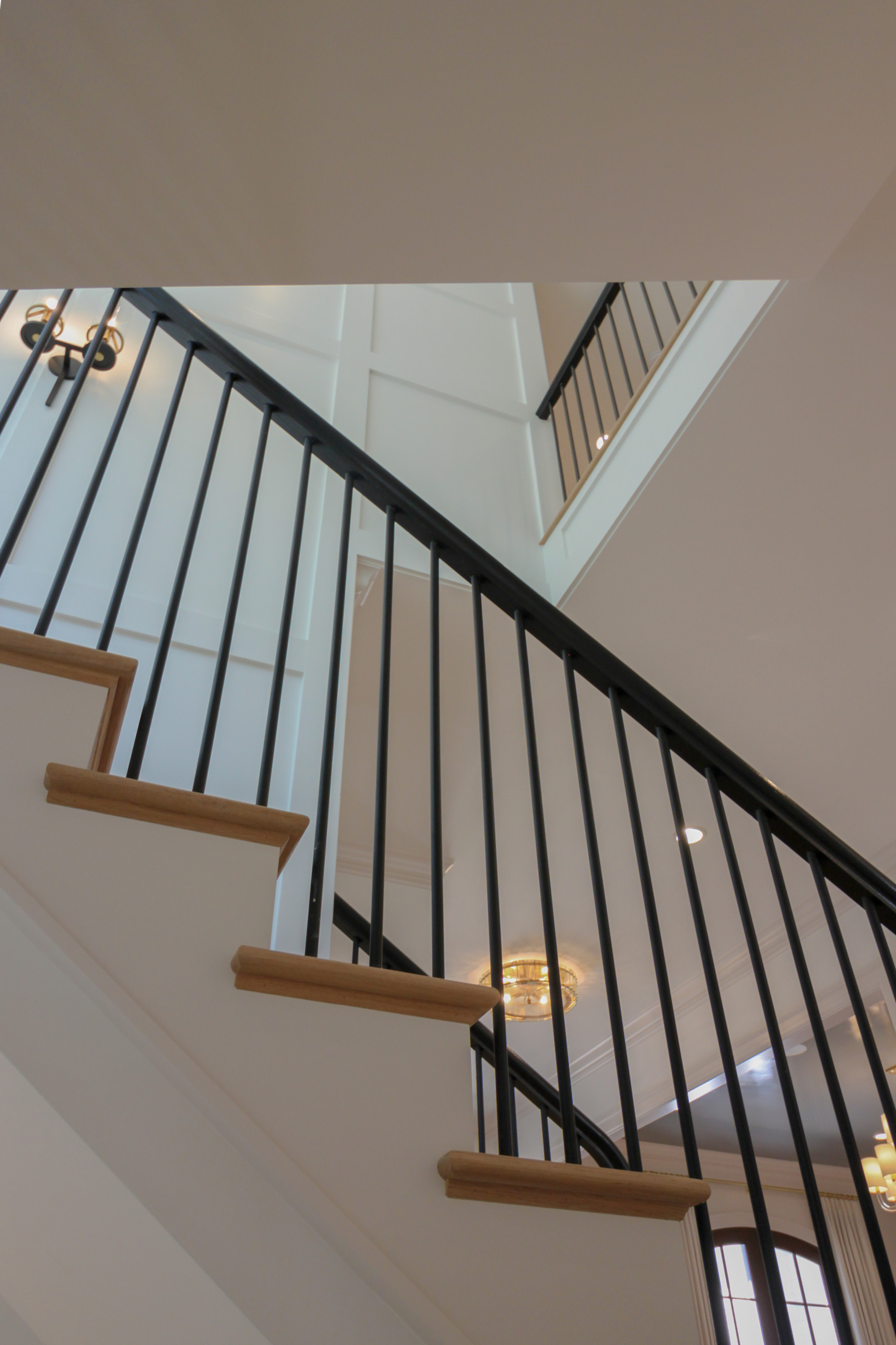 88_Clean & Modern Staircase, Arlington VA 22207