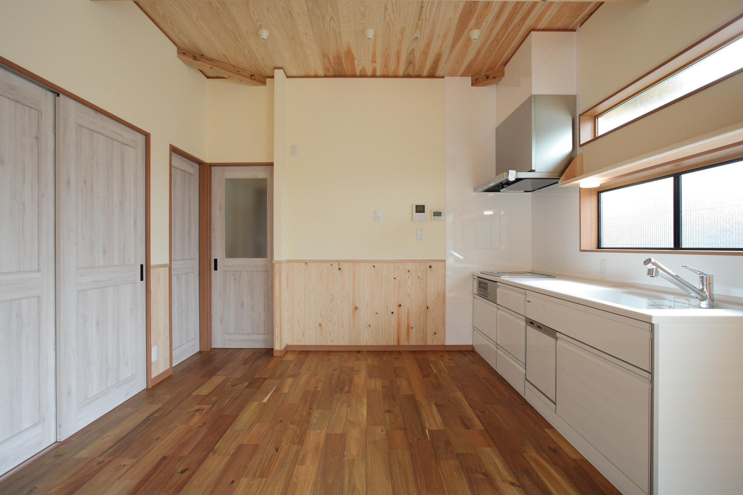 広々とした開放感ある平屋の家
